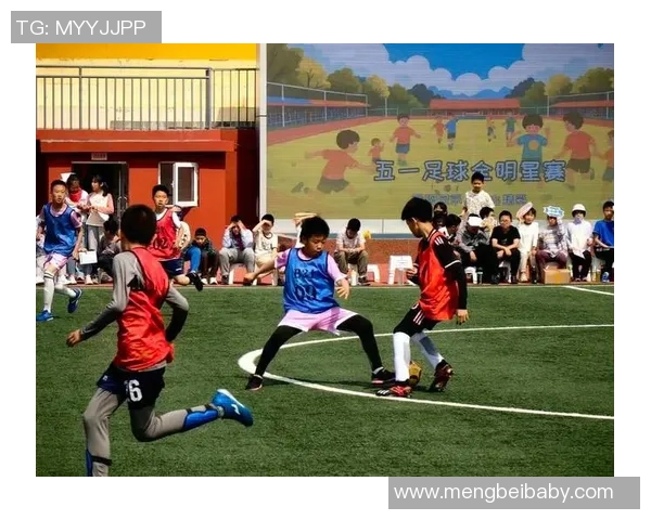 与足球明星共舞绿茵场的奇妙旅程与心灵碰撞 与足球明星共舞绿茵场的奇妙旅程与心灵碰撞