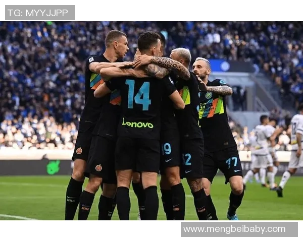 上海足球队在欧锦赛积分榜上以71分稳居第一名展现强大实力 上海足球队在欧锦赛积分榜上以71分稳居第一名展现强大实力