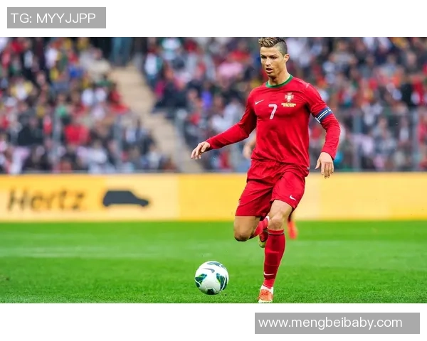 世界顶级足球明星精彩进球瞬间回顾与分析 世界顶级足球明星精彩进球瞬间回顾与分析